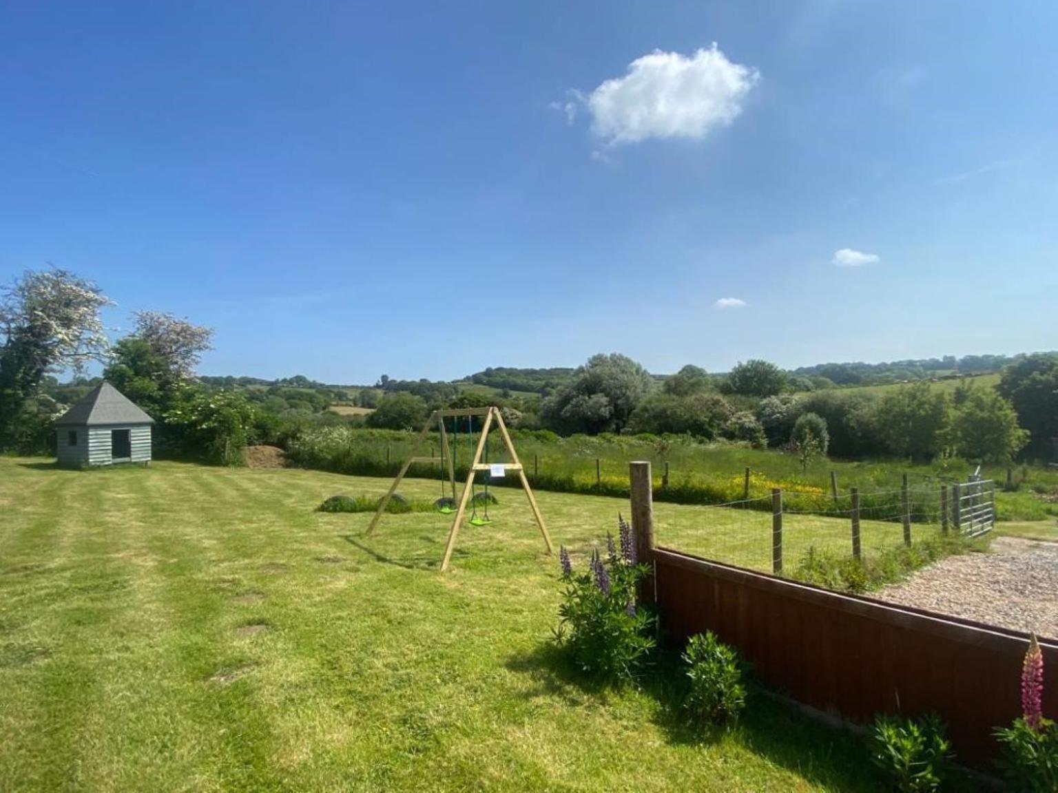 The Yurts At Burnt House Farm Newport (Isle Of Wight)